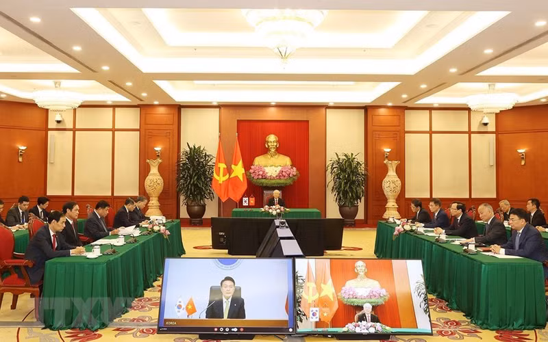 越共中央总书记阮富仲同韩国总统尹锡悦举行会谈（组图） ảnh 6