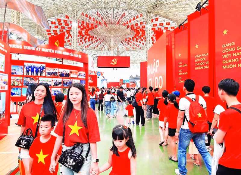 国家成就展吸引超过393万人次参观。