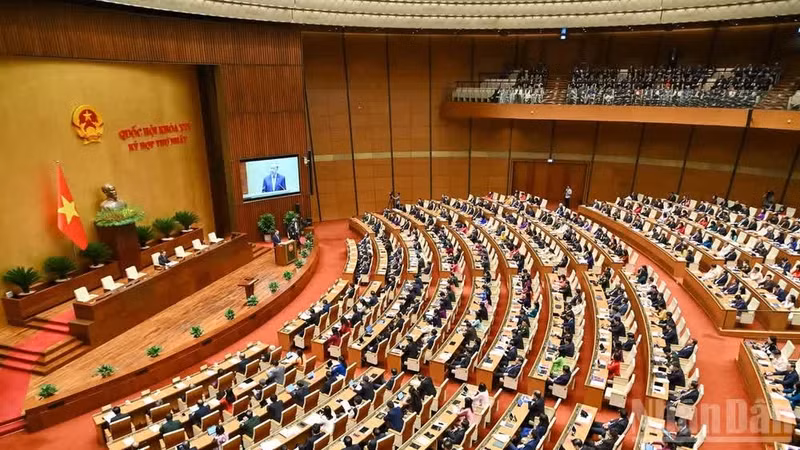 越南第十六届国会第一次会议。图片来源： 维玲 摄