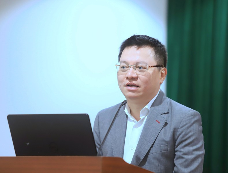 数字转型,其中包括把人工智能应用于传媒工作是一个不可阻挡的过程。 数字转型,其中包括把人工智能应用于传媒工作是一个不可阻挡的过程。