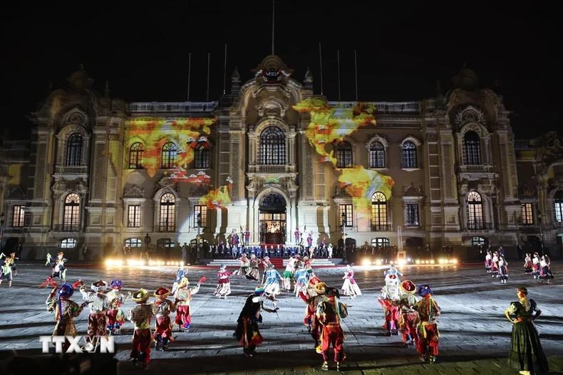 欢迎宴会的艺术表演节目。