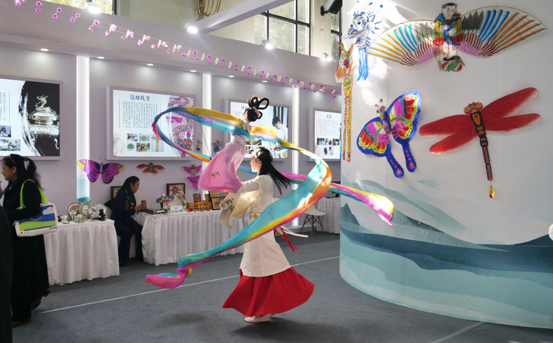 山东传统手工艺的展示。
