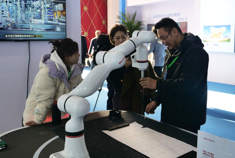 高科技产品的展示。