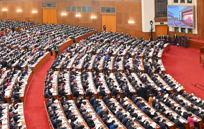 中国第十四届全国人民代表大会第一次会议开幕会。(图源:新华社) 中国第十四届全国人民代表大会第一次会议开幕会。(图源:新华社)