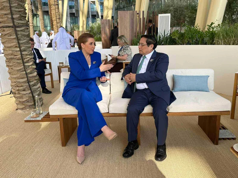 越南政府总理范明正会见丹麦首相梅特·弗雷泽里克森。 越南政府总理范明正会见丹麦首相梅特·弗雷泽里克森。