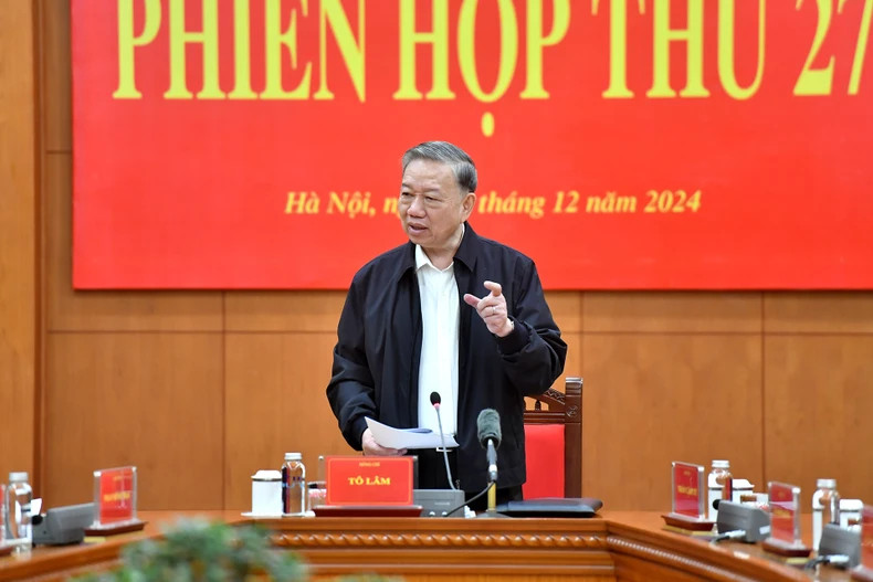 苏林总书记作指导性讲话。(登科 摄) 苏林总书记作指导性讲话。(登科 摄)
