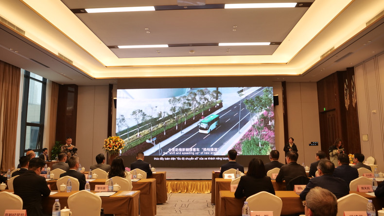 签约仪式全景。 签约仪式全景。