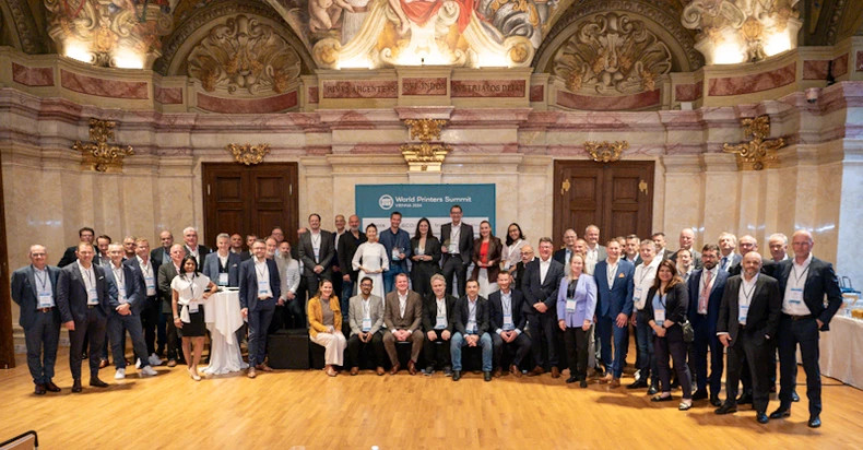 与会代表合影留念。（图片来源：WAN-IFRA）