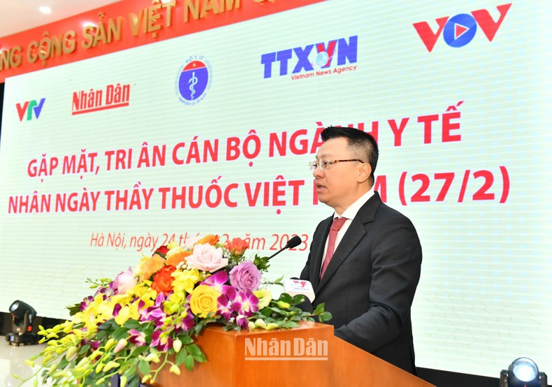 《人民报》社总编辑黎国明致辞。 《人民报》社总编辑黎国明致辞。