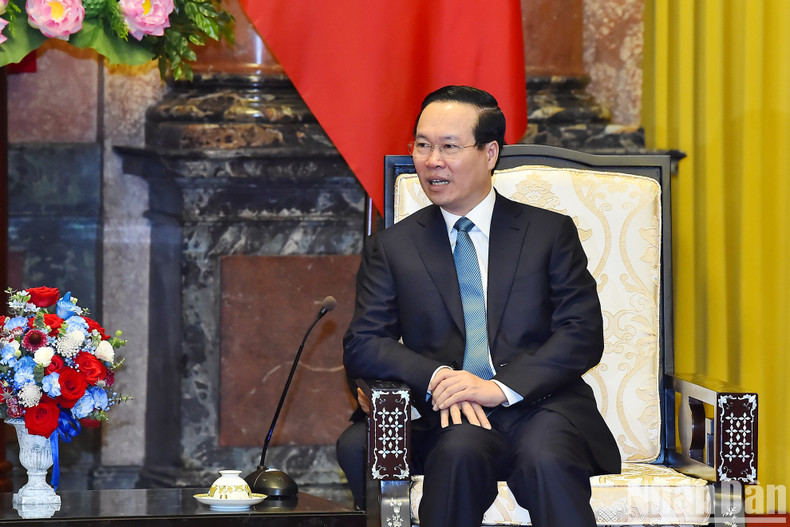 国家主席武文赏6月4日下午在主席府会见来访的澳大利亚总理安东尼·阿尔巴尼斯。 国家主席武文赏6月4日下午在主席府会见来访的澳大利亚总理安东尼·阿尔巴尼斯。