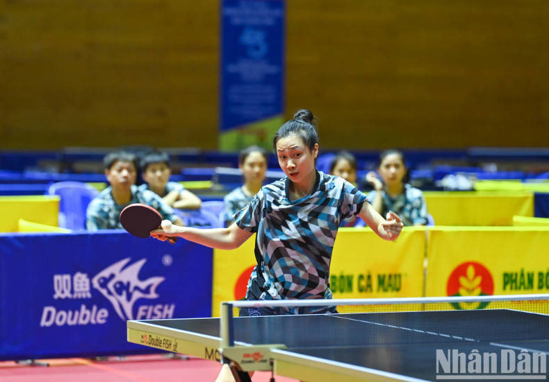 越南乒乓球届美女阮氏梅芳。 越南乒乓球届美女阮氏梅芳。