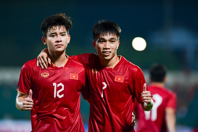 越南U23队最终以6:0狂胜关岛U23队。