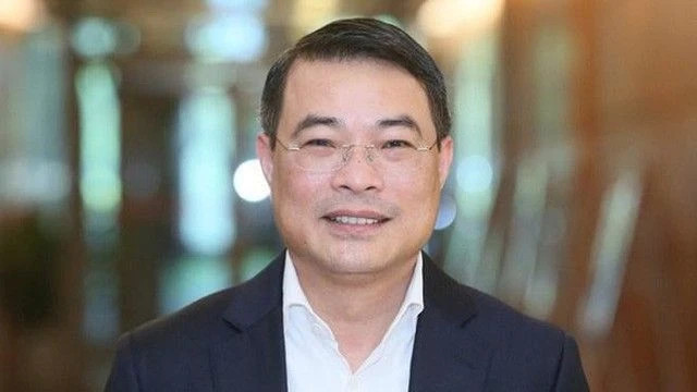 黎明兴同志。 黎明兴同志。