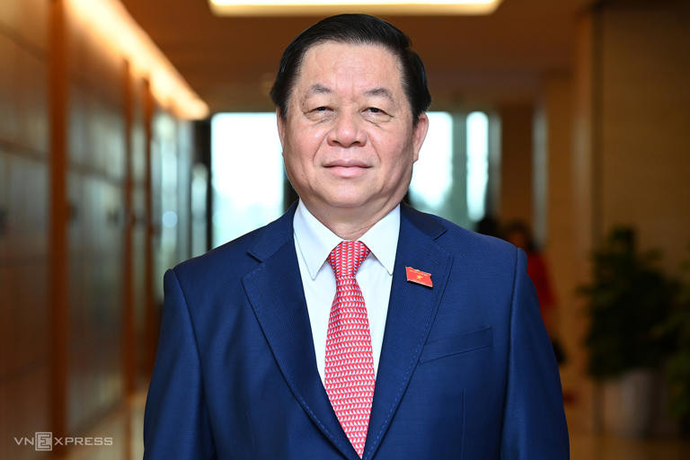 阮重义同志。 阮重义同志。