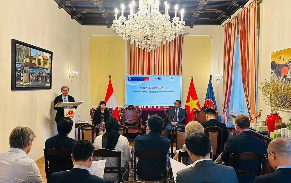 Viện Khoa học và Công nghệ Việt Nam đẩy mạnh hội nhập quốc tế dựa trên ngoại giao khoa học và ngoại giao nhân dân