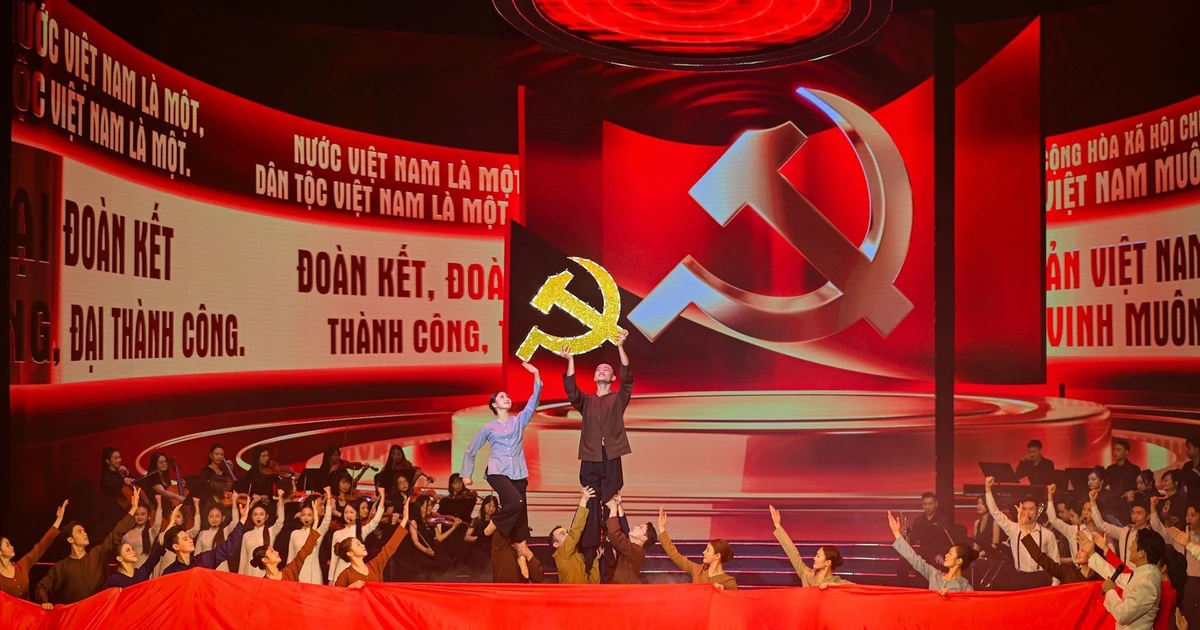 政论艺术音乐会《永远跟党走的信念》【组图】