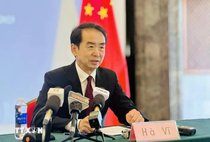 中国驻越大使何炜:越共十四大为越中关系注入新动力