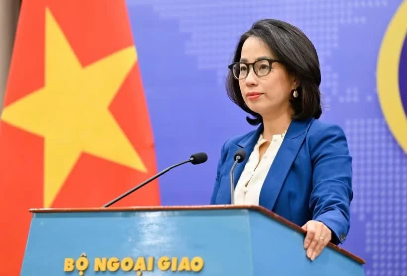 Bộ Ngoại giao Việt Nam báo cáo về tình hình tìm kiếm cứu nạn tàu Kuiyuan 18 gặp nạn trên biển