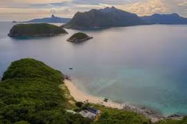昆岛位居《Travel+Leisure》“全球30个最神秘岛屿”榜单榜首。
