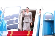 泰国总理佩通坦抵达河内， 开始对越南进行正式访问。（图片来源：越通社）