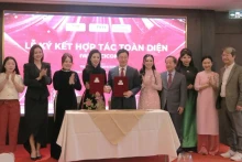 世界女性创业家协会（IWEC）和韩国CICON签署全面合作协议。
