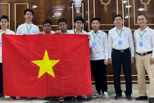 越南学生在土库曼斯坦数学交流奥林匹克竞赛中荣获六枚金牌。