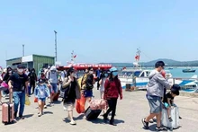 前往姑苏岛观光、体验的游客数量日益增长。