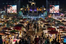 中国对越南在内的东盟国家旅游团进行免签入境云南西双版纳。