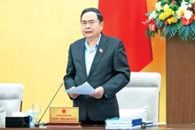 越南国会主席陈青敏。