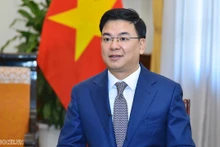 越南驻日本大使范光校。