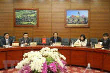 座谈会场景。（图片来源：越通社）