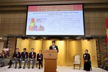 越南驻日本大使范光校在活动上发表讲话。