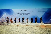 美国北卡罗来纳州电动汽车工厂项目启动仪式。