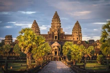附图：柬埔寨吴哥窟一角。（图片来源：saigonstartravel）