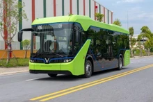 河内将汽油公交车转换为电动公交车