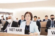 黎氏雪梅大使出席联合国人权理事会第51届会议。