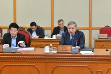 越共中央总书记苏林主持召开总结第18号决议的中央指导委员会第二次会议【组图】