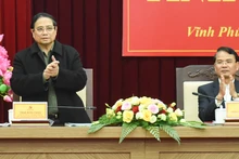 政府总理范明正和永福省领导举行工作会议【组图】