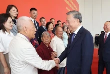 越共中央总书记、国家主席苏林与中国对越友好人士代表。