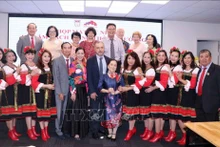 与会代表合影。