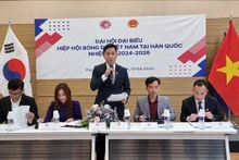 大会主席团。（图片来源：越通社）