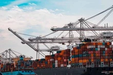 越南境内生产价值约达 940亿美元的商品出口到美国市场，较 2021 年同期水平增长了21.7%。