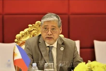 菲律宾外交部长恩里克·马纳洛。