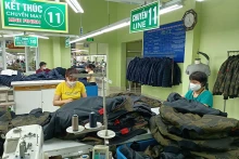 南定纺织服装股份总公司生产。