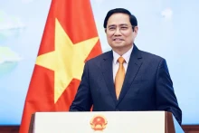 政府总理范明正。