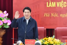 国家主席梁强在与外交部举行工作会议时发表讲话。