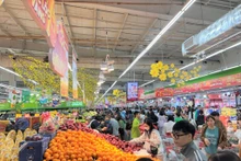 附图。