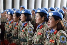 越南女军官和女警官积极参加联合国维和行动。（图片来源：越通社）
