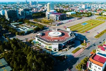 附图：北江市的一角。