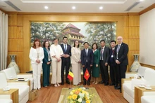 各位代表合影。